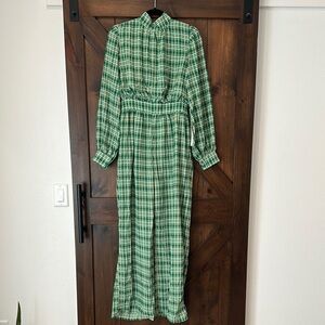 Gorgeous lined Lumiere Green and White Long Sleeve Jumpsuit - Christmas holiday